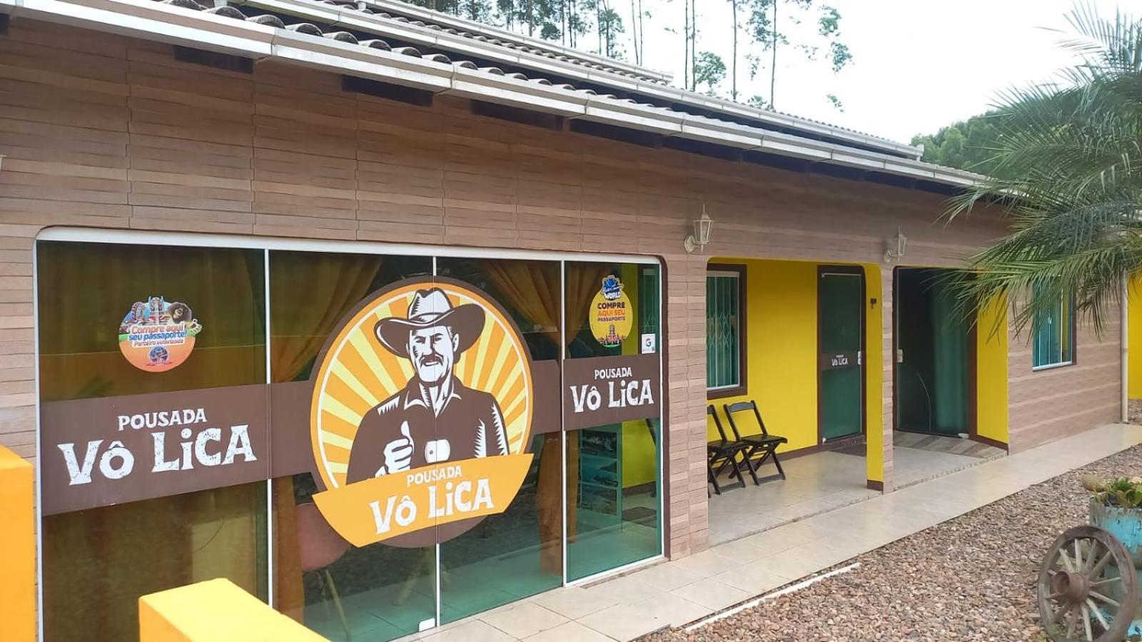 Pousada Vo Lica Com Piscina Penha  Exterior foto