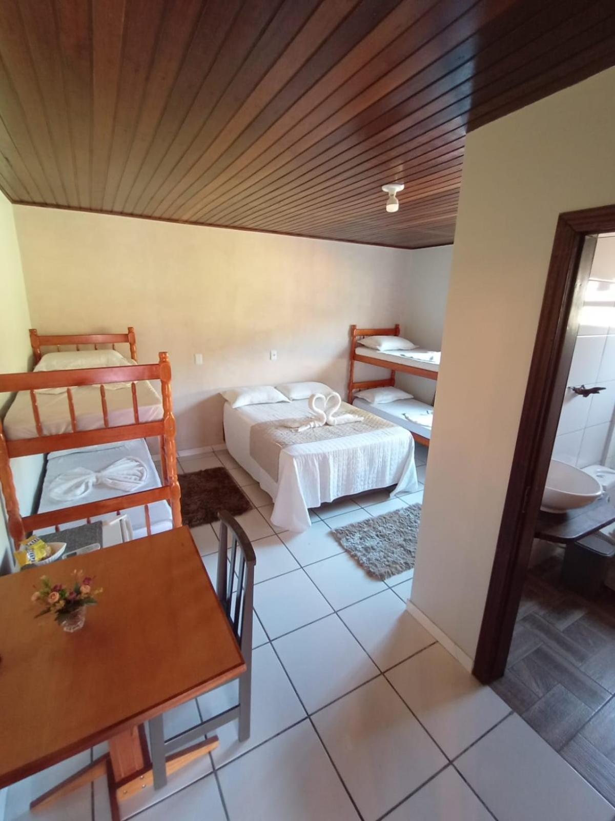 Pousada Vo Lica Com Piscina Penha  Exterior foto