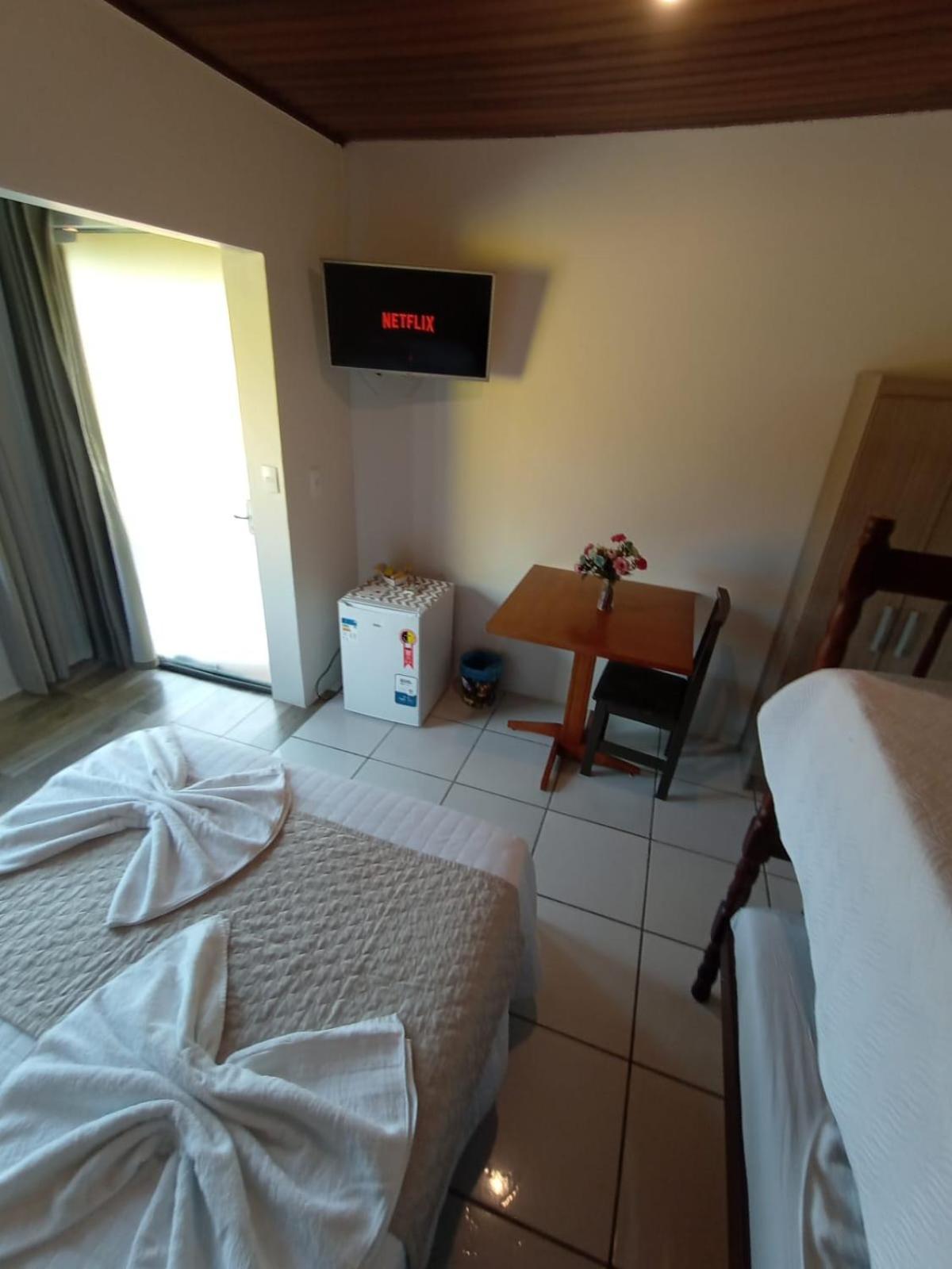 Pousada Vo Lica Com Piscina Penha  Exterior foto