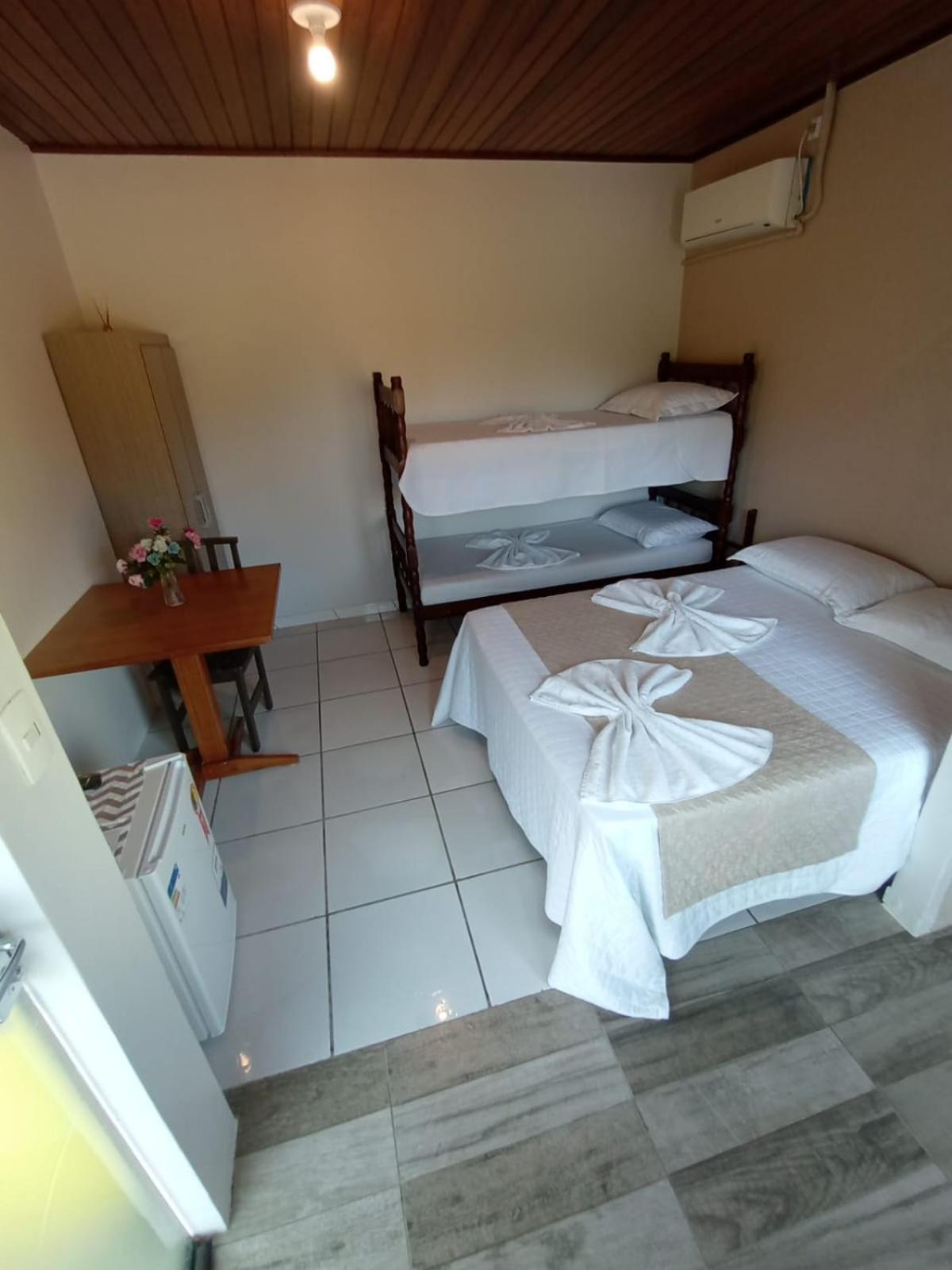 Pousada Vo Lica Com Piscina Penha  Exterior foto